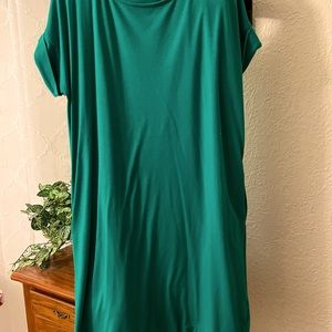T-shirt dress with matching kimono and necklace and earrings